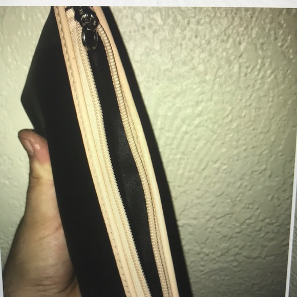 COACH wristlet - Picture 3 of 4